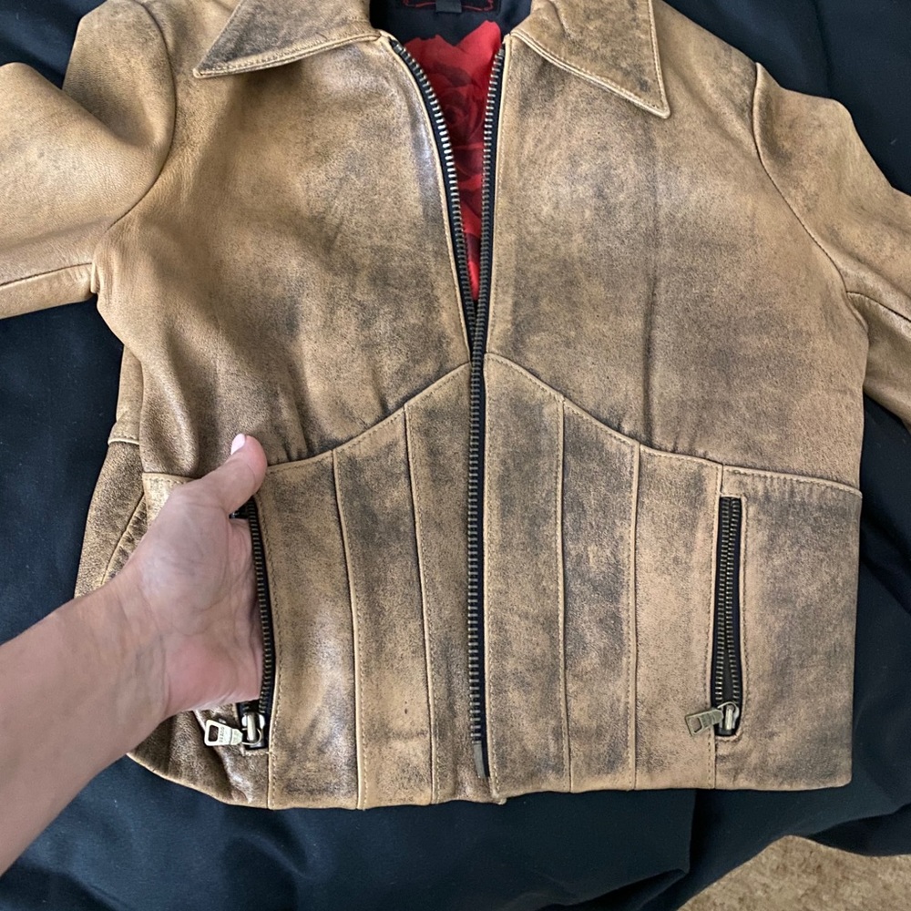 πAUTHENTIC VINTAGE GUESS genuine leather jacket - Picture 5 of 13